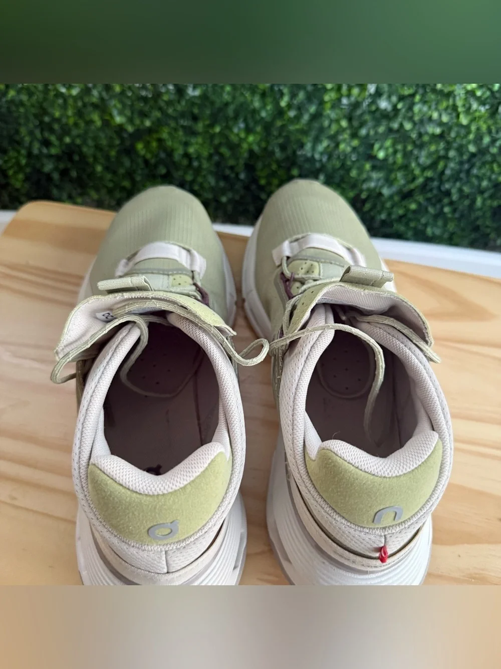 On Cloudnova 2 Men’s 10.5 Caper Desert Sneakers